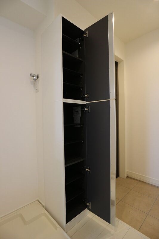 ソラーナレジデンス 玄関