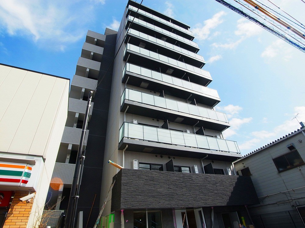 クレヴィスタ綾瀬 外観写真