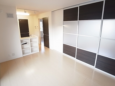 D-court西初石　Ⅲ リビング