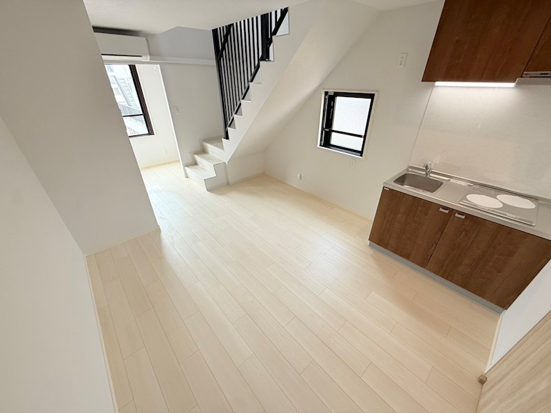 Cion Ohanajaya リビング