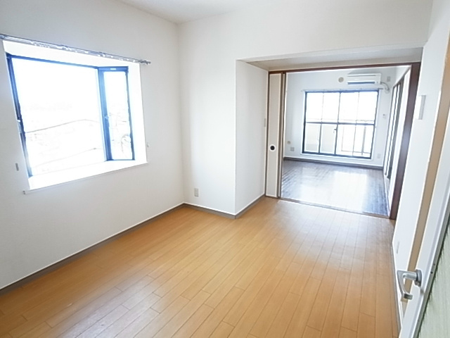 ベル・ビュー松戸 リビング