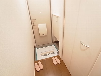 サンモール 玄関