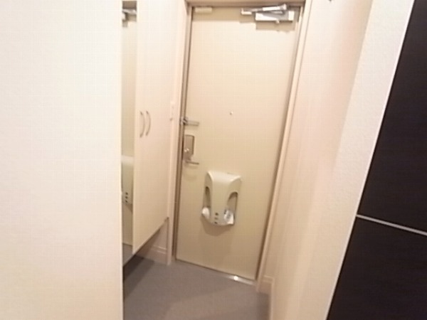 インペリアル野田Ⅵ 玄関