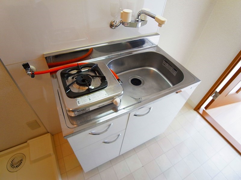 ベルウィング北綾瀬B キッチン