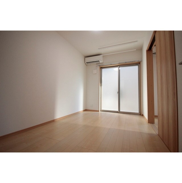 アムールＳⅢ ベッドルーム