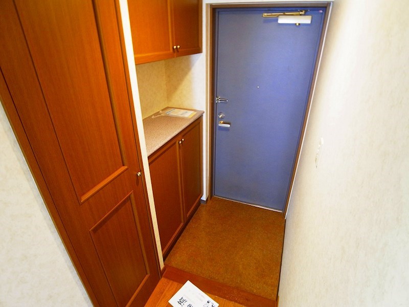 ロイトン松戸 玄関