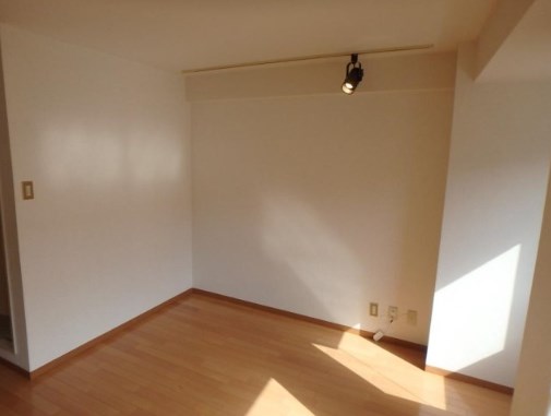 ニコーハイム北千住 ベッドルーム