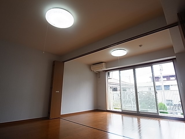 フォレスタパレス ベッドルーム