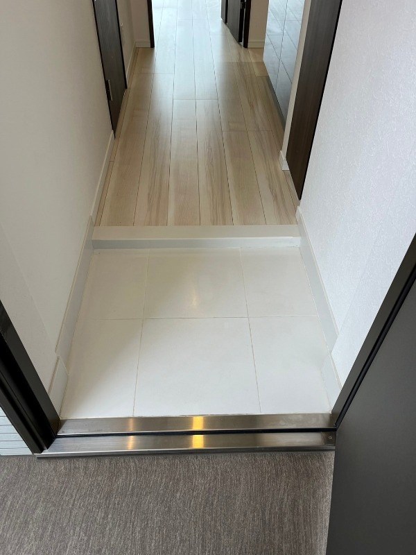 グランパーク町屋 玄関