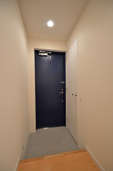 アンソレイエ 玄関