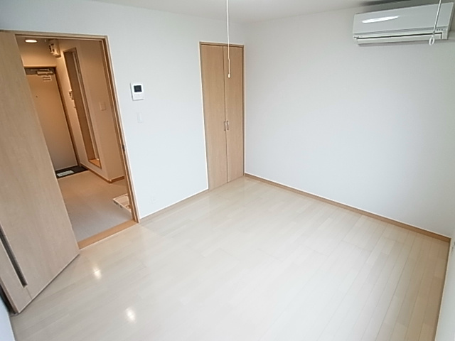 シーダーベルクＢ ベッドルーム