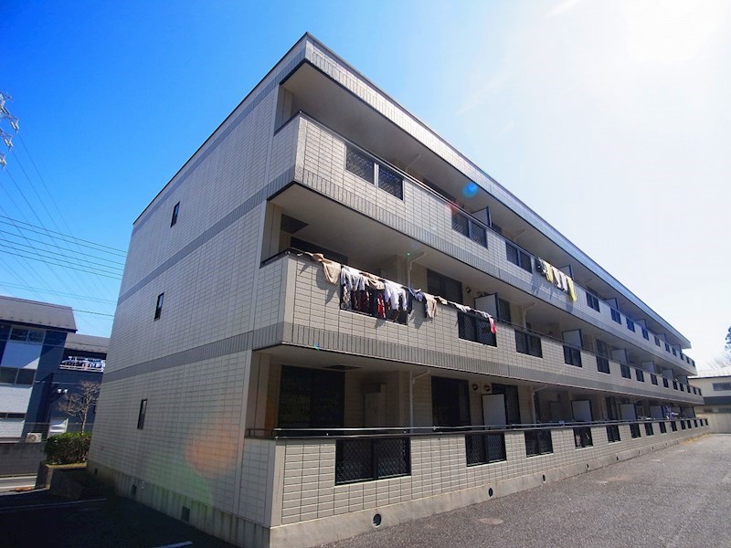 サンフィールド松戸 201号室 外観