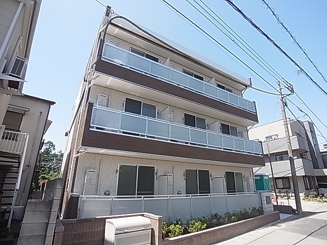 リブリ・旭町 102号室 外観