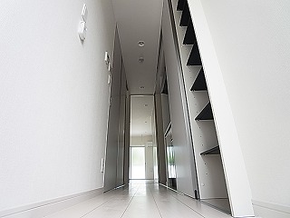 リブリ・CHK 玄関