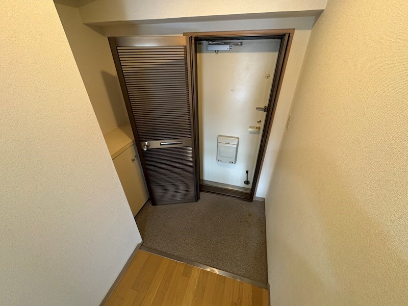 ライオンズマンション　ロワイヤル北小金 玄関