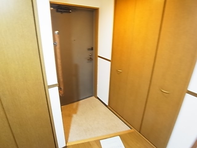 パイシーズ　Ｂ棟 玄関