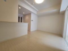 ラ クレール フォンテーヌ リビング