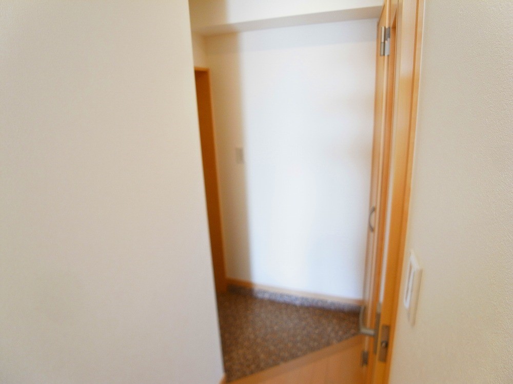 リデンテ谷在家 玄関
