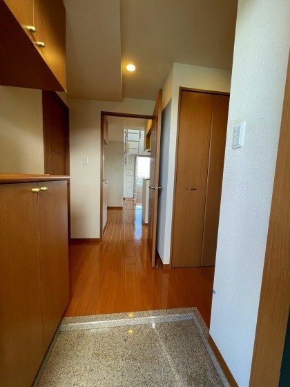 オアシス Ａ棟 玄関