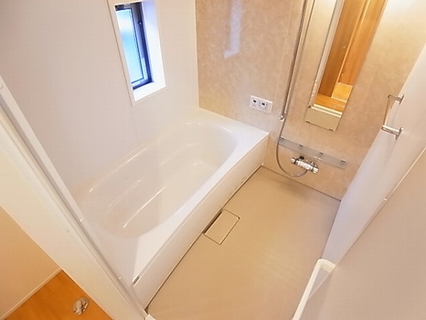 根戸戸建貸家  風呂画像