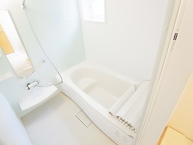 クレール８ 風呂画像