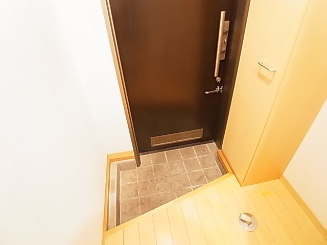 バレー綾瀬 玄関