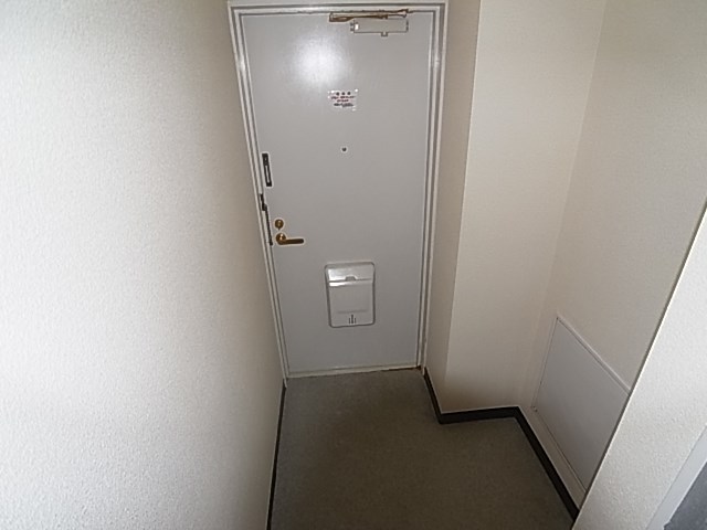 宮山コーポラス 玄関