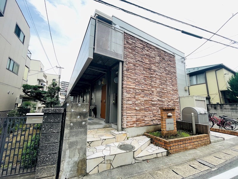 セレブメゾン 201号室 外観
