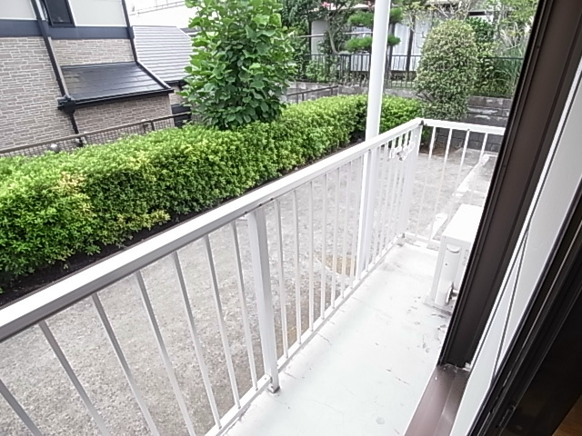 ホワイトルミエール ベランダ