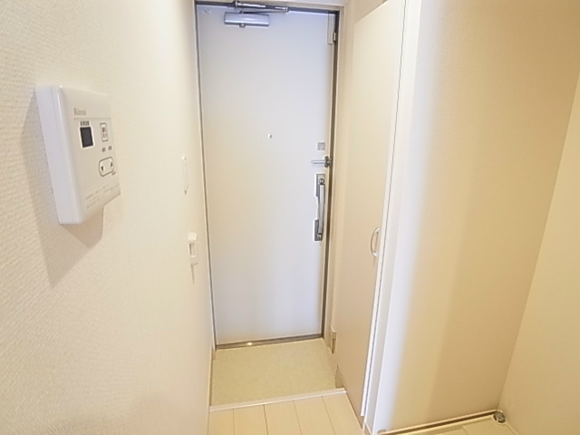 リブリ・グランドール 玄関