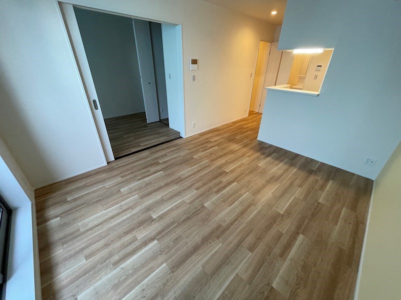 メゾン　べべ リビング