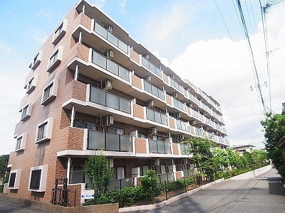 エクセラン東松戸 203号室 外観