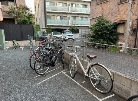East Wing その他外観3