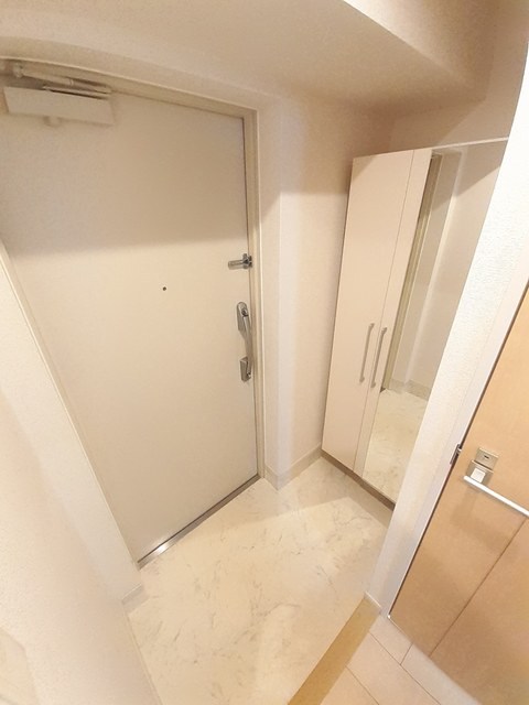 ヴィレ南千住 玄関
