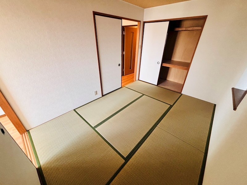 INSURANCE　BLDG.ⅩⅢ その他24