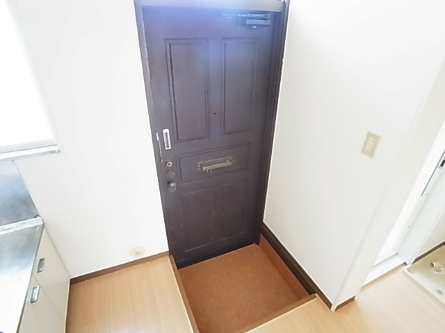 中台グリーンテラスB 玄関