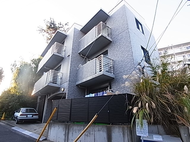 ロイヤル・クレスト 201号室 外観