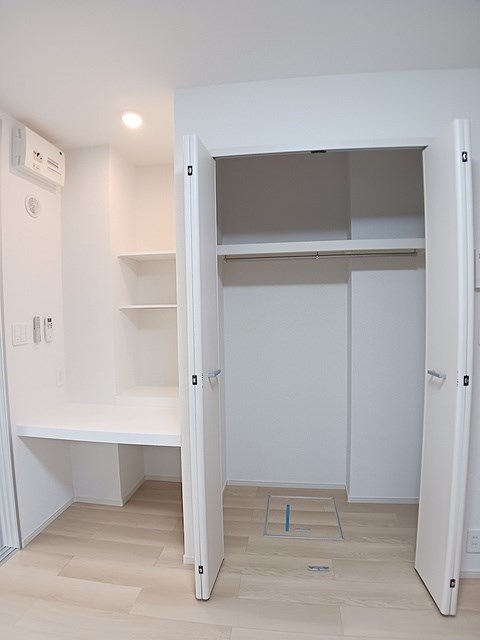 サンダーソニア 収納
