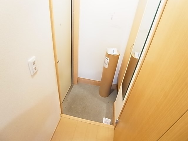 ソレアード（皿沼）  玄関