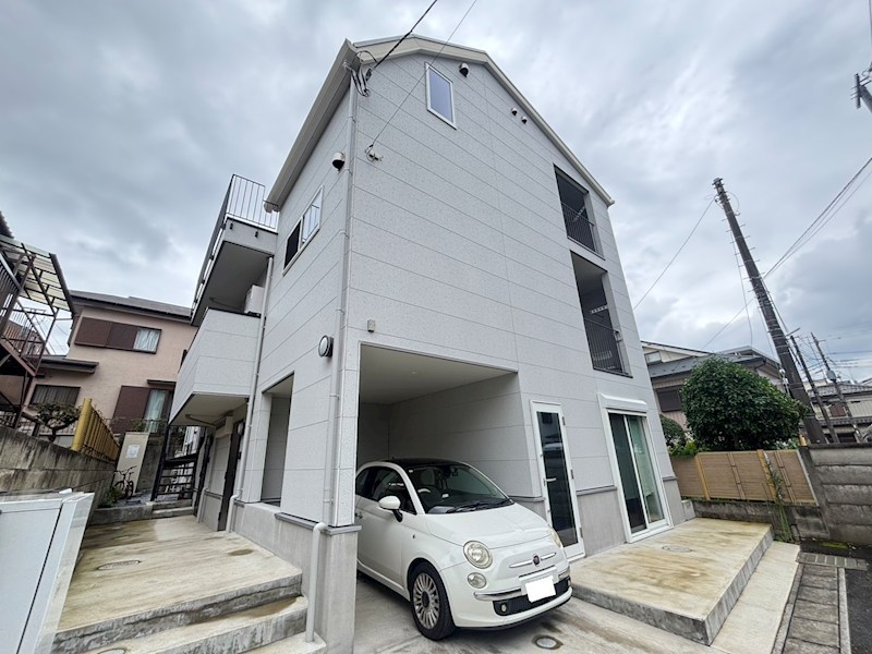 六実ベース 302号室 外観