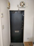 フローラ北綾瀬 玄関