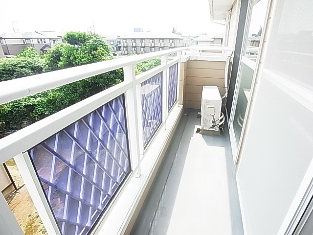 サマックスニュークレール ベランダ
