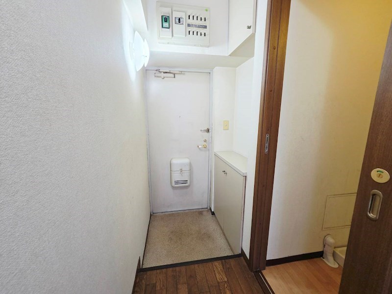 パペーテ千住新橋 玄関