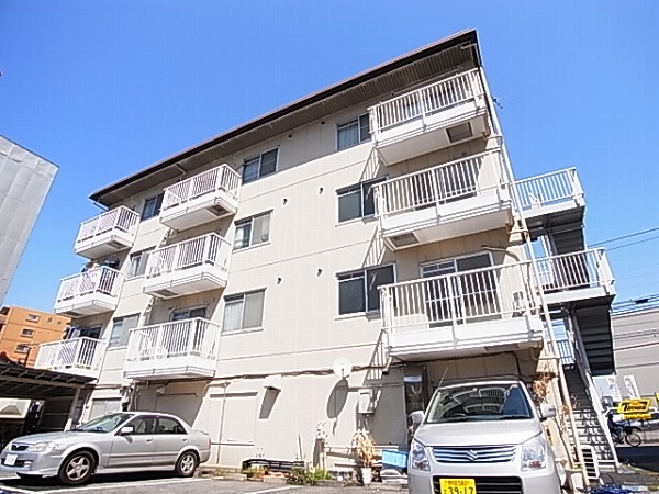 サンハイムカズ 402号室 外観