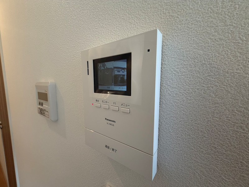 春風と窓辺のカプチーノ セキュリティ