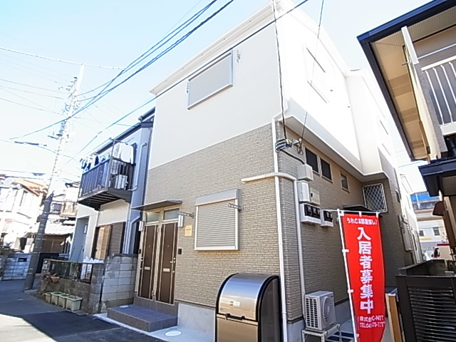 アペルシア 102号室 外観