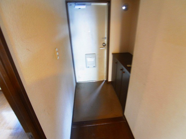 グランディス新八柱 玄関