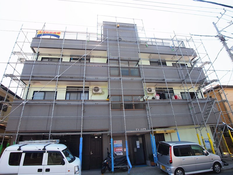 クオリティ松坂 203号室 外観