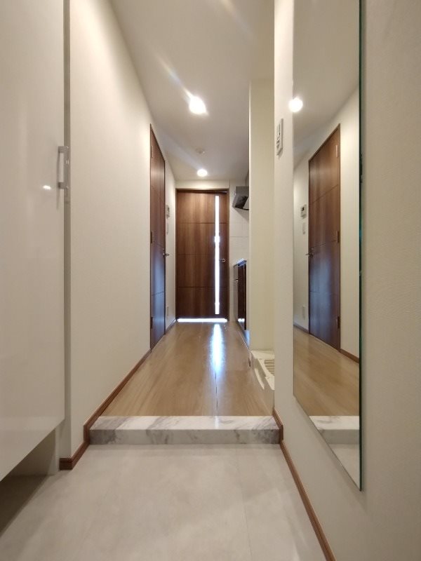 RisingPlace綾瀬二番館 玄関