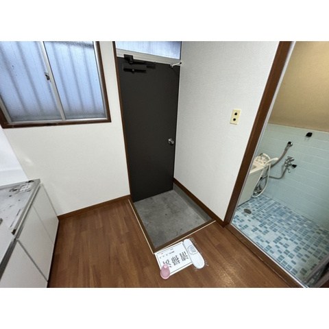 ハイツ元町A 玄関